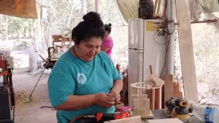 Mujeres ganan terreno en la carpintería en Hunucmá
