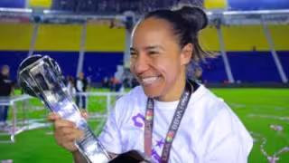 "Este premio consagra mi carrera", dice Charlyn Corral tras ganar el Gerd Müller