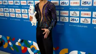 Donovan celebrando el segundo puesto.