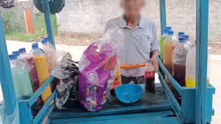 Vendedor ambulante acusa restricciones para vender cerca de la báscula del ejido Kilómetro Cincuenta
