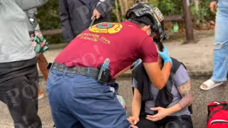 Conductora presuntamente ebria provoca choque en la SM 249 de Cancún y deja una mujer lesionada