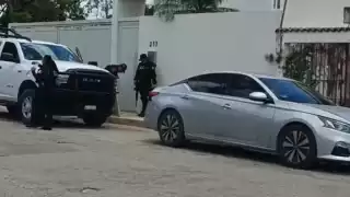 “Nunca habíamos visto algo así": Vecinos de la García Ginerés en Mérida reportan fuerte operativo en un predio abandonado