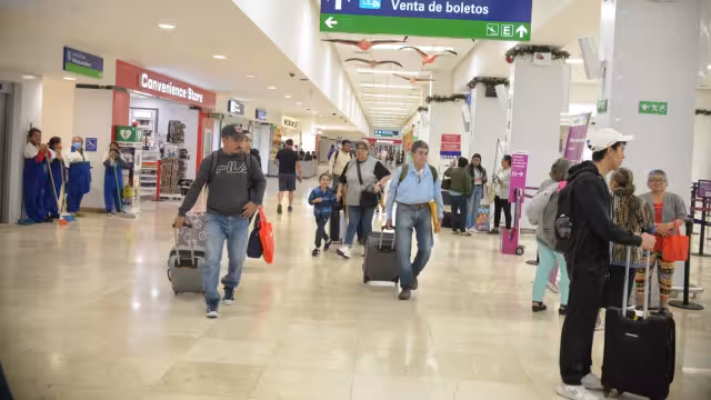 Los vuelos en el aeropuerto de Mérida se reanudaron hasta las 9:30 de la mañana