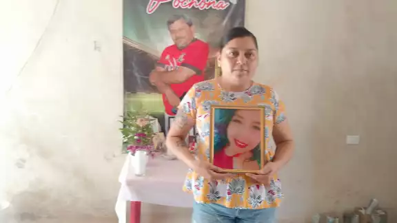 La hermana de Marina, quien falleció a manos de su pareja, solicita el apoyo de las autoridades La hermana de Marina, quien falleció a manos de su pareja, solicita el apoyo de las autoridades