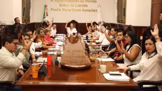 Cabildo da luz verde a nuevas licitaciones para rehabilitar parques y mejorar servicios en Mérida