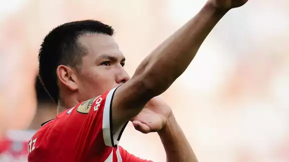 Lozano responde con goles a todas las criticas Lozano responde con goles a todas las criticas