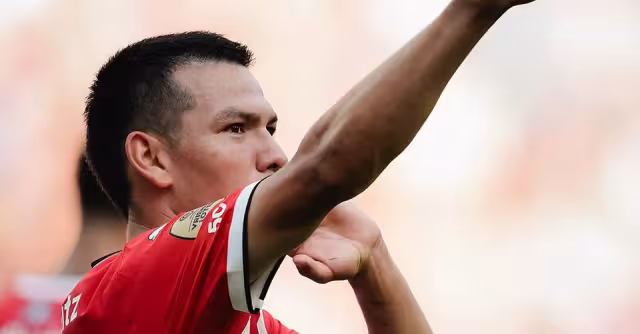 Lozano responde con goles a todas las criticas