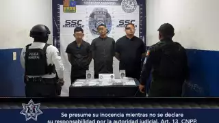 Detienen a tres personas en Playa del Carmen por presunta posesión de narcóticos