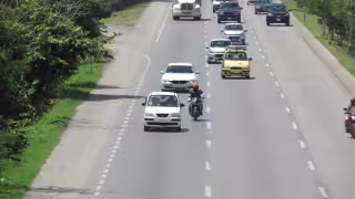 Multa por subir los puentes del Periférico de Mérida en motocicleta: esto dice el reglamento