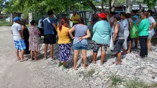 Vecinos de Nueva Venecia en Carmen exigen certeza jurídica tras 14 años de abandono