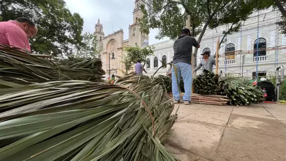 73 altares mayas serán exhibidos este jueves 31 de octubre en la Plaza Grande de Mérida