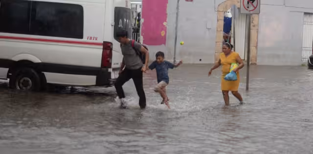 Prevén bancos de niebla y un amanecer con lluvias en algunas zonas de la Península