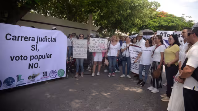 Los empleados del Poder Judicial en Mérida trasladaron su protesta