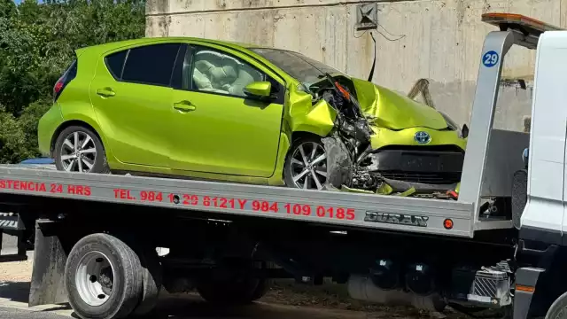 El accidente solo dejó daños materiales, mientras que el conductor resultó ileso