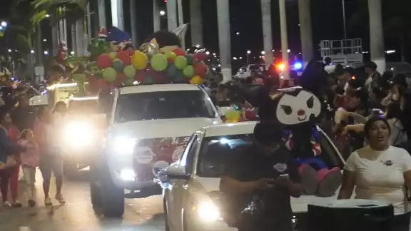 El recorrido del desfile fue desde el Monumento a Justo Sierra Méndez hasta el parque Moch Cohuo El recorrido del desfile fue desde el Monumento a Justo Sierra Méndez hasta el parque Moch Cohuo