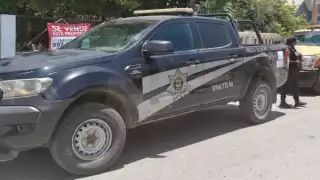 Atienden autoridades reporte de niño abandonado en un mototaxi