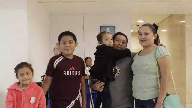 Miguel Yam, originario de Chacsinkín, regresó ayer de Ontario, a donde se mudó para trabajar