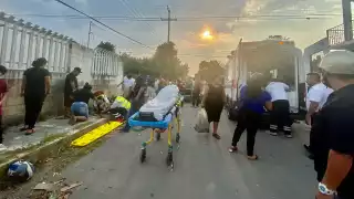 Chocan motociclistas en Escárcega; hay dos heridos de gravedad
