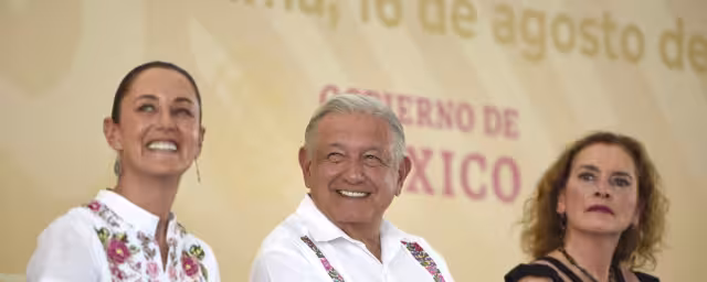 Andrés Manuel López Obrador y Claudia Sheinbaum Pardo inauguraron el acueducto Armería-Manzanillo, de 42.3 km.