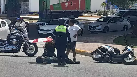 El conductor huyó con rumbo desconocido tras atropellar al motociclista El conductor huyó con rumbo desconocido tras atropellar al motociclista