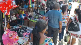 Los comerciantes afirman que en los últimos días se ha comenzado a registrar mayor movimiento.