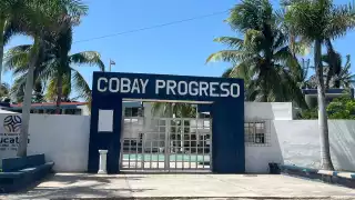 Cobay Progreso cancela ceremonia de graduación y  estudiantes estallan contra la directiva 