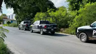Los reportes indican que presuntamente unos comerciantes de la zona realizaron el hallazgo del cuerpo