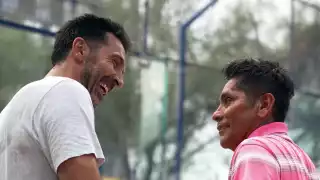 Buffon y Jorge Campos previo al evento de FIFA en Mty