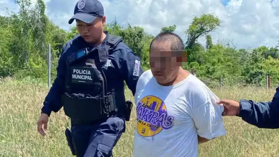 El hombre fue detenido y se y llevará a cabo el deslinde de responsabilidades El hombre fue detenido y se y llevará a cabo el deslinde de responsabilidades