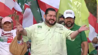 Grave error apoyar a Renán Barrera, dice Bayardo Ojeda; ahora se pone a disposición de Huacho Díaz Mena