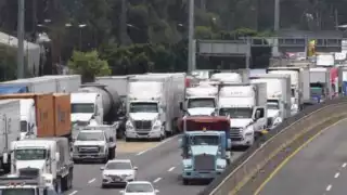 Ejidatarios de Tlahuapan bloquean la México-Puebla exigiendo pago justo por expropiación de tierras