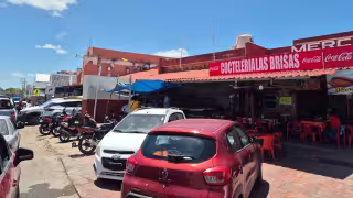 Malos olores y basura generan inconformidad en mercado de Champotón