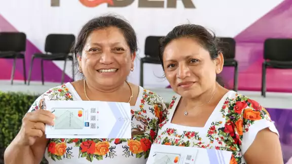 únicamente las beneficiaras registradas en "Mujer es Poder" podrán asistir