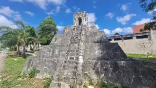 ¿Dónde se encuentra la pirámide de aluxes más grande de Cancún?
