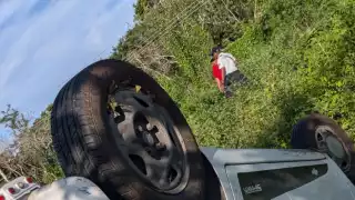 Tres lesionados en accidente vial en tramo José María Morelos - Polyuc