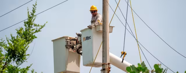 Durante el mes de julio se registraron 12 apagones que han mermado la economía isleña