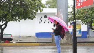 Se recomienda a la población cancunense tomar precauciones al salir