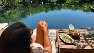 Conoce el único cenote gratis en Tulum; tiene un hotel, restaurante y camastros: VIDEO 