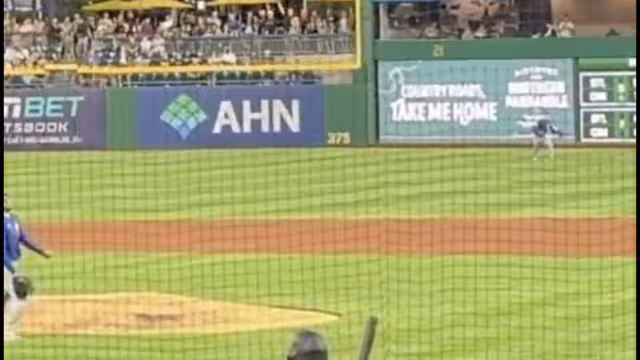 El accidente no fue impedimento para seguir el partido