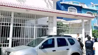 Los estafadores se hacen pasar por trabajadores de las instituciones para desalojar a las personas