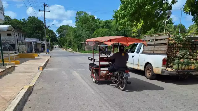 Los hermanos del lesionado y decidieron levantarlo y llevárselo, después también levantaron la unidad hechiza