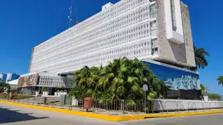 Blindan Palacio de Gobierno en Campeche para Marcha del 8M