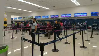 Aeropuerto de Mérida registra vuelos demorados hasta por media hora
