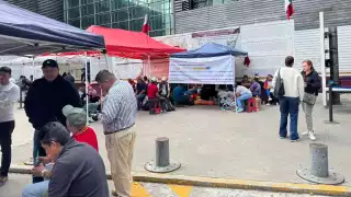 Protesta en CDMX: 148 ex empleados de Grupo R reclaman liquidaciones atrasadas