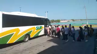  Aumentan usuarios de autobuses    en Sabancuy