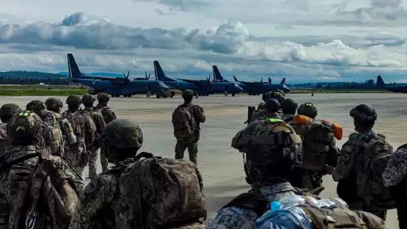 Defensa refuerza la seguridad en Sinaloa Defensa refuerza la seguridad en Sinaloa