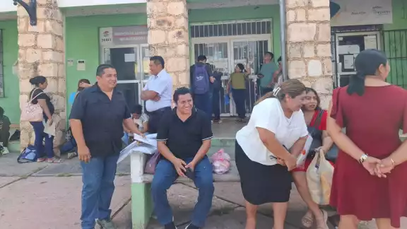 120 despidos en Hecelchakán: conflicto sindical y denuncia por daños a propiedad