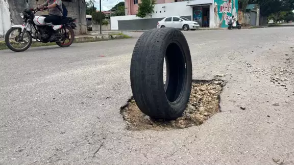 Los baches se han formado debido a la infraestructura obsoleta Los baches se han formado debido a la infraestructura obsoleta