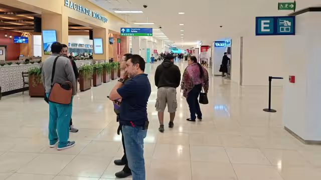 El Aeropuerto Internacional de Mérida arrancó operaciones este sábado con un solo reporte de vuelo atrasado