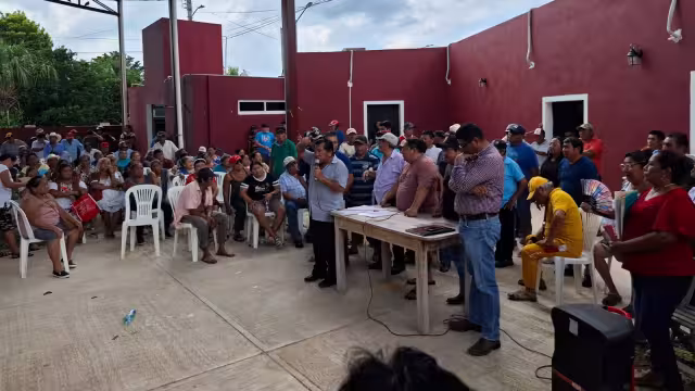 Ejidatarios se reunieron para tratar diferentes temas.